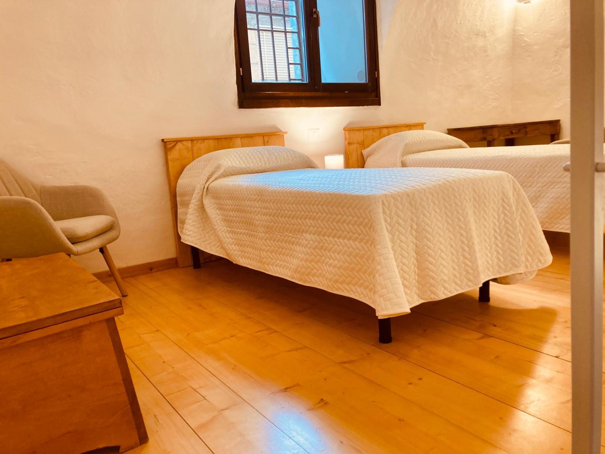 Book And Bed Orvieto