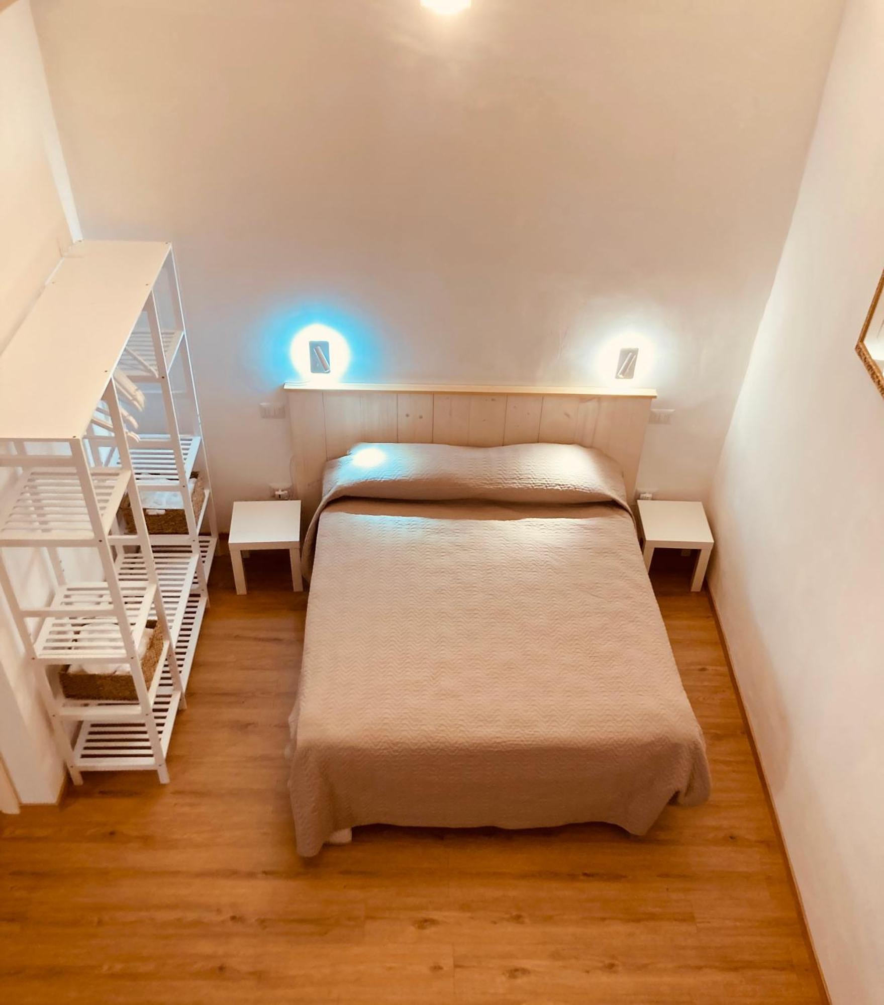 Book And Bed * Orvieto